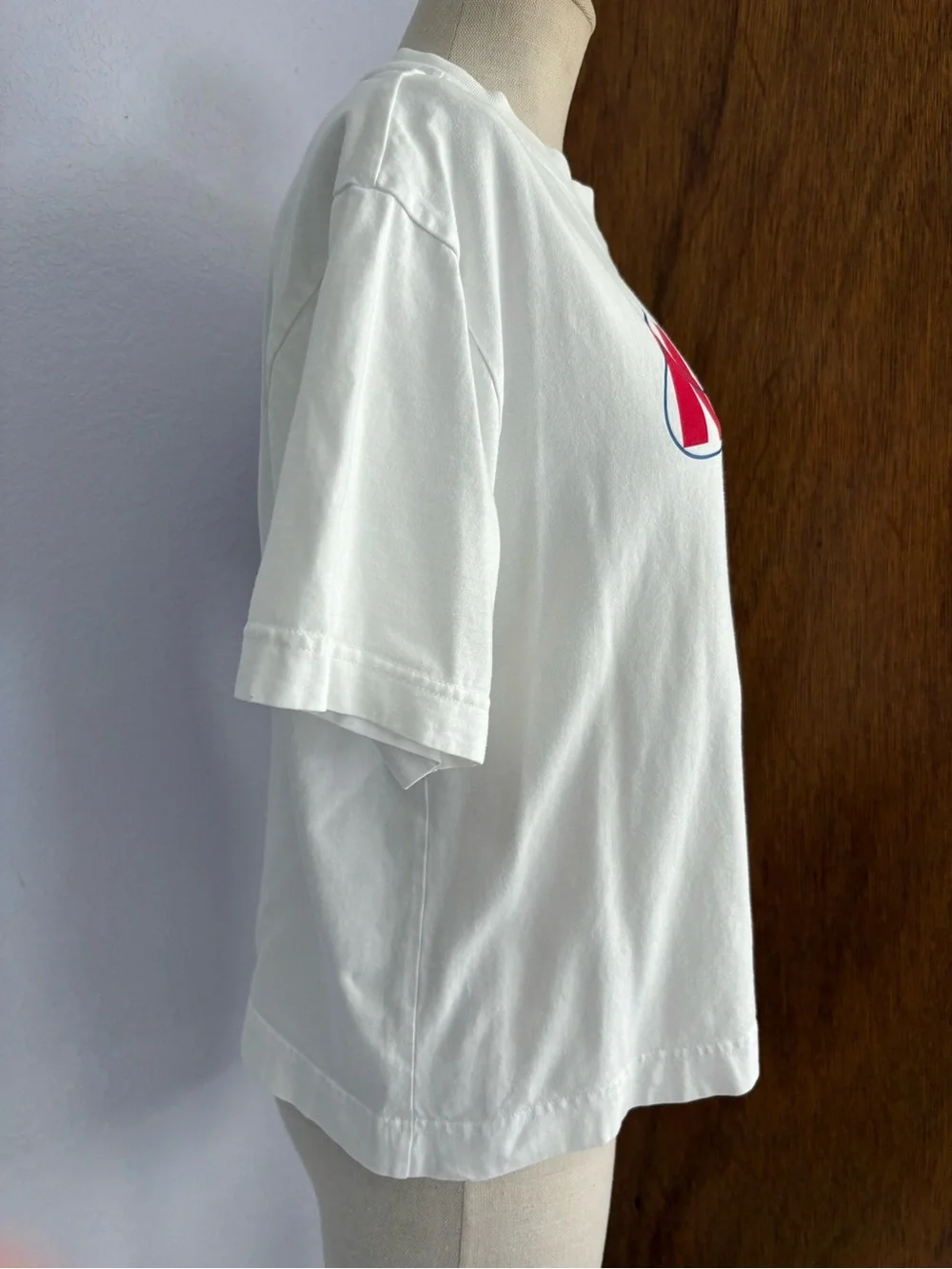 NIKE KOREA sz S White Tshirt Short Sleeve Swoosh